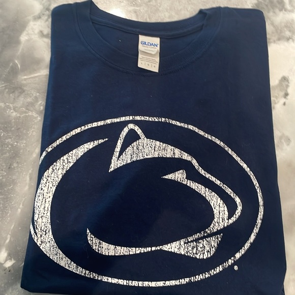 Navy crew neck Penn State tshirt - barely worn - Picture 2 of 3
